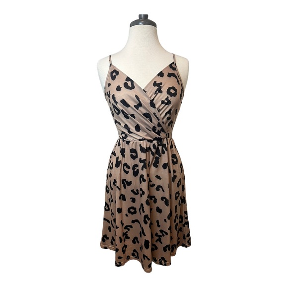 | newshows | NWT Leopard Swing Sundress with Pockets SM - Picture 3 of 7